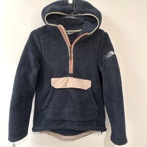 The North Face Campshire Pullover Hoodie Navy Women’s sz XS